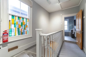 Basic Apartment | Interior