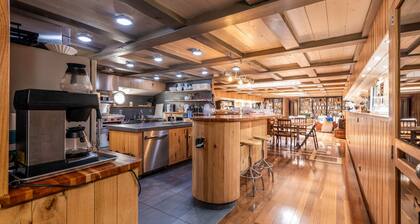 Luxury Canary Wharf House Boat Room 1