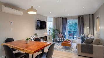 TV connectée, cheminée