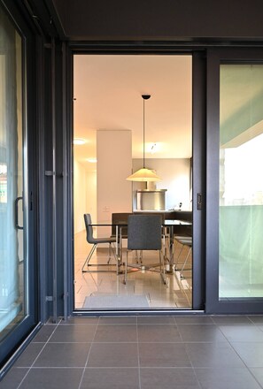 Dining - Central Plaza Apartment 3 in Lugano (Lugano)