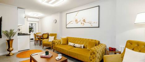 Standard Condo, City View | Living area