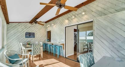 Nokomis Beach Getaway with Heated Pool