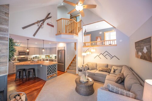 Brand New Listing! Amazing 4 Bedroom Townhome with your own private Hot Tub!!!