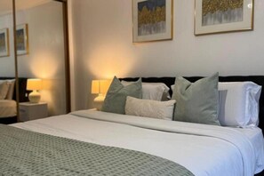 2 bedrooms, free WiFi, bed sheets