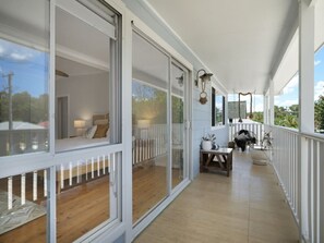 Terrace/patio - Luxury coastal house, pool, walk to shop & beach (Anna Bay)