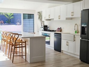 Fridge, microwave, oven, stovetop - Luxury coastal house, pool, walk to shop & beach (Anna Bay)