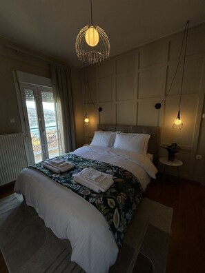 Luxury Apartment | 2 bedrooms, blackout drapes, soundproofing, iron/ironing board - Daphne Luxury Apartment (Kastoria)