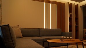 Living area - Daphne Luxury Apartment (Kastoria)