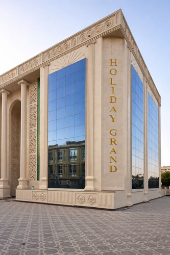 Hotel Holiday Grand Near Expo Mart