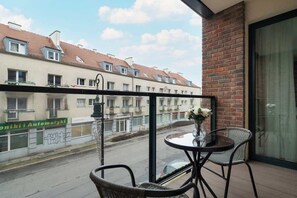 Outdoor dining - Rezydencja Chwaliszewo 62 | Lovely Apartment (Poznań)