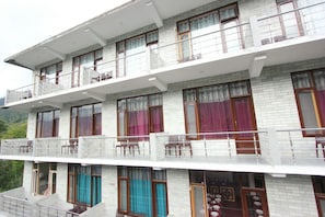 Front of property - Goroomgo Hotel Saras Manali (Manali)