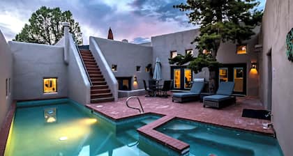Rooftop Deck, Views, Pool & Hot Tub, Alfresco Dining, Perfect For Starry Nights!