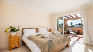 4 Schlafzimmer, Bügeleisen/Bügelbrett, kostenloses WLAN, Bettwäsche