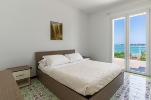Villa Confort | Tabla de planchar con plancha, wifi gratis, ropa de cama