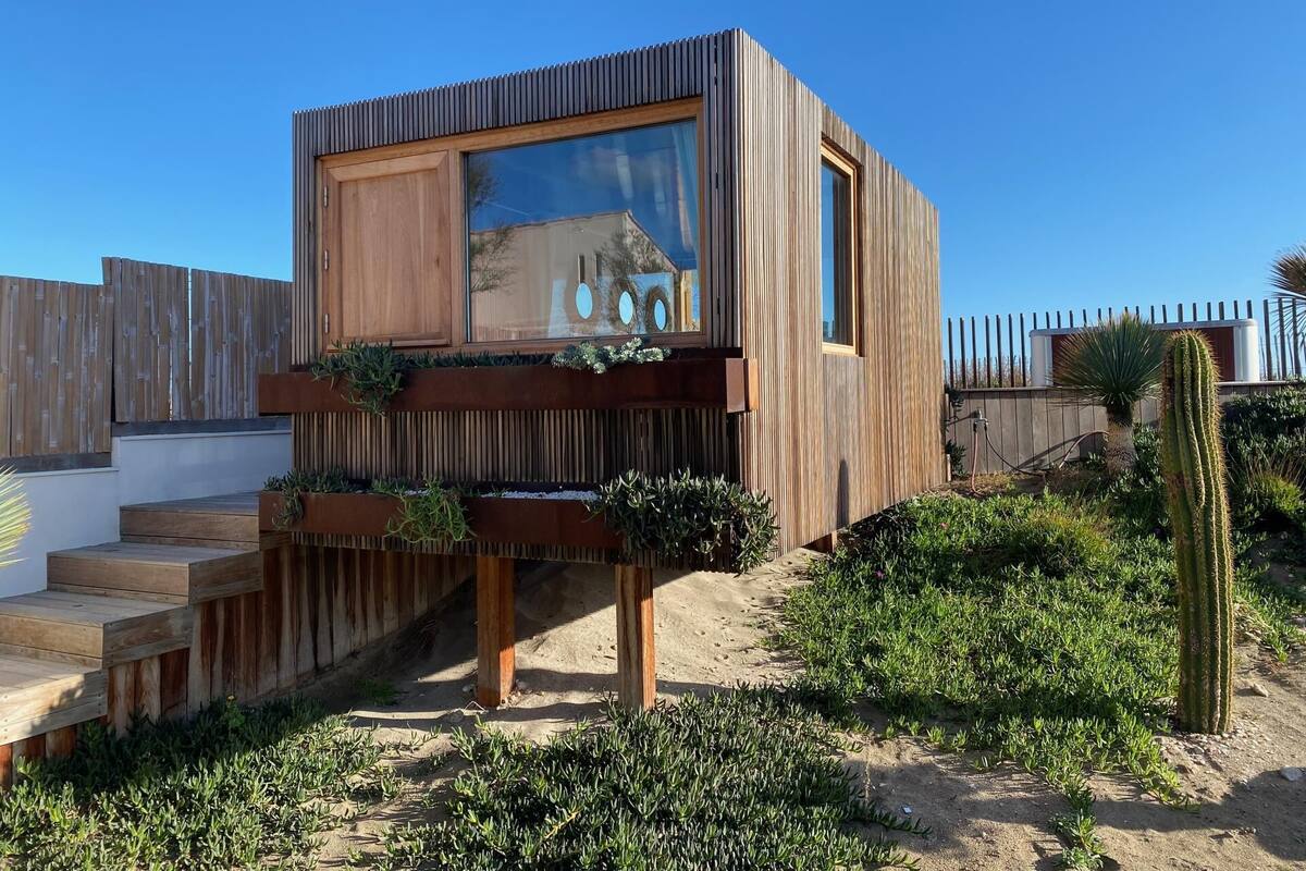 豪華小屋, 1 張加大雙人床, 露台, 海景 | 迷你吧贈品、隔音、免費 Wi-Fi、床單