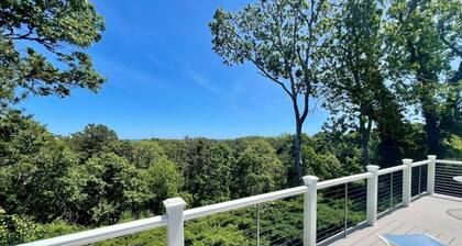 Private and pet friendly with expansive back deck