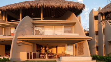 Mango 102 | Vista al jardín