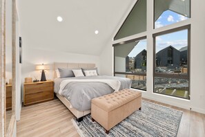 2 chambres, fer et planche à repasser, Wi-Fi gratuit, draps fournis