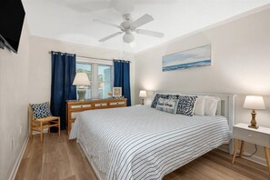 2 bedrooms, iron/ironing board, free WiFi - White Marlin - Downtown 2 Bedroom White Marlin Condo short walk to the Beach and Boardwalk! (Ocean City)