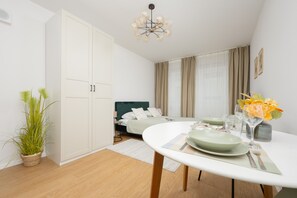 Living area - Przymorze Pretty Studio by Renters (Gdansk)