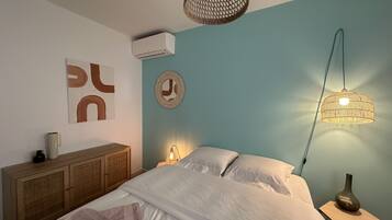 4 habitaciones, tabla de planchar con plancha, wifi y ropa de cama