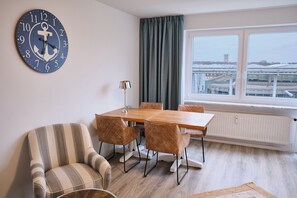 Apartment, 1 Queen Bed, Non Smoking, Balcony | View from room