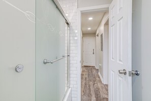 อพาร์ทเมนท์ (3 Bedrooms) | ภายใน