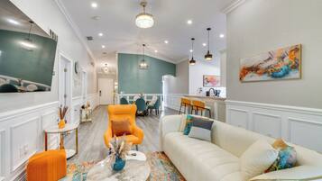 House (5 Bedrooms) | Front of property