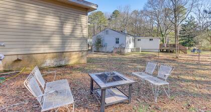 Pet-friendly Birmingham Cottage w/ Private Hot Tub