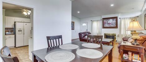 Cottage (2 Bedrooms) | Interior