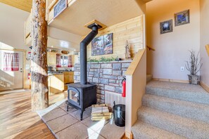 Interior - Cozy Duck Creek Village Cabin w/ Hot Tub & Views! (Duck Creek Village)