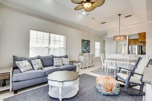 TV - St Augustine Condo w/ Pool & Beach Access! (St. Augustine)