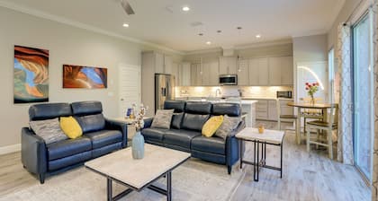 Near WEC & Golf! Ocala Townhome w/ EV Charger