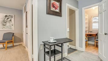 House (1 Bedroom) | Interior