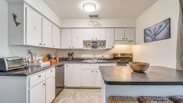 Rumah (2 Bedrooms) | Interior