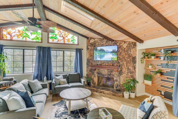 House (4 Bedrooms) | Interior