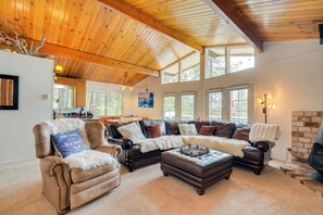 Casa (2 Bedrooms) | Interior