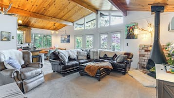 House (2 Bedrooms) | Front of property