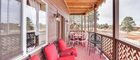 House (4 Bedrooms) | Front of property