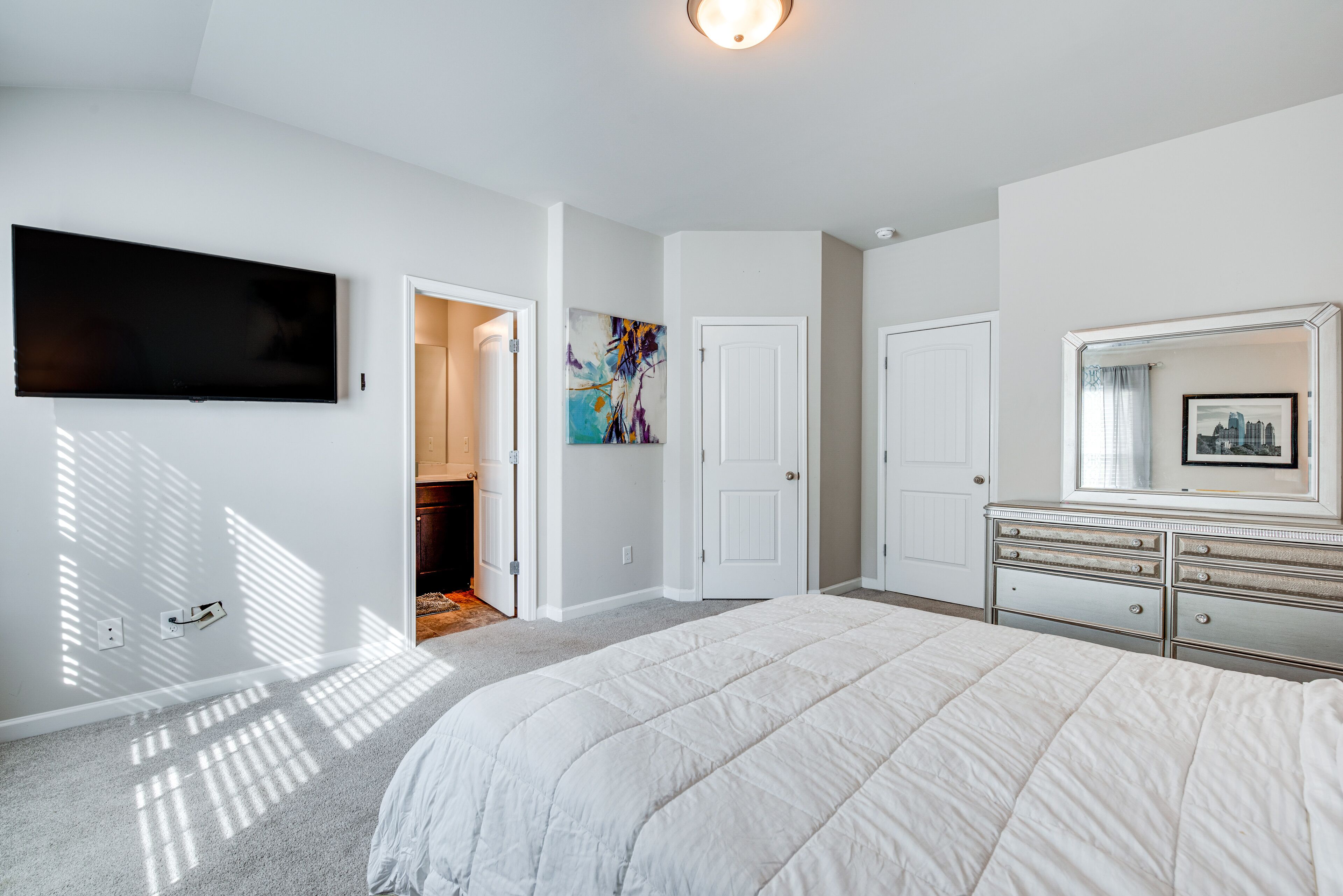 Apartment (3 Bedrooms) | 3 bedrooms, iron/ironing board, bed sheets