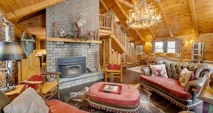 Idyllic Cabin Getaway w/ Hot Tub By Titus Mountain