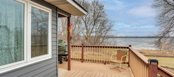 Countryside Retreat on Cokato Lake w/ Indoor Sauna