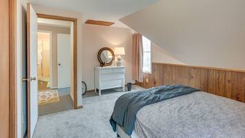 4 bedrooms, bed sheets