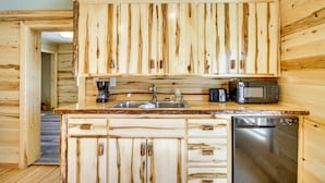 Unclassified image, 2 of 24, button - Pet-friendly Minnesota Abode Near Golfing & Hiking (Lengby)
