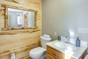 Bathroom - Pet-friendly Minnesota Abode Near Golfing & Hiking (Lengby)