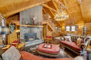 Fernseher, Kamin, Videospielkonsole, Bücher