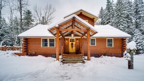 Exterior - Idyllic Cabin Getaway w/ Hot Tub By Titus Mountain (Malone)