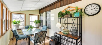 Classic Country Retreat in Ronda on 5 Acres!