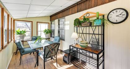 Classic Country Retreat in Ronda on 5 Acres!