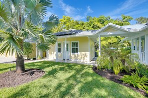 Apartment (0 Bedroom) | Interior